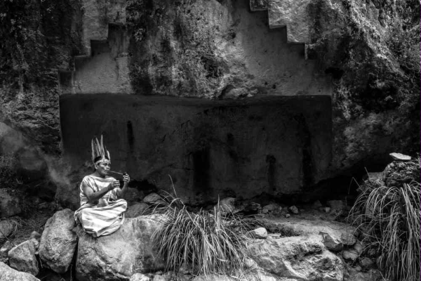 A shaman in the Chakana Temple in Cusco